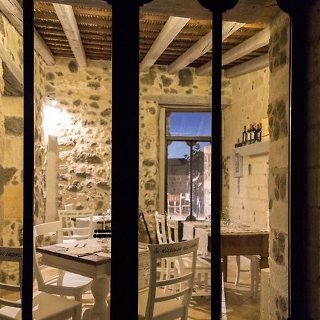 Il Cortiletto Hotel Maison Tresnuraghes Exterior foto